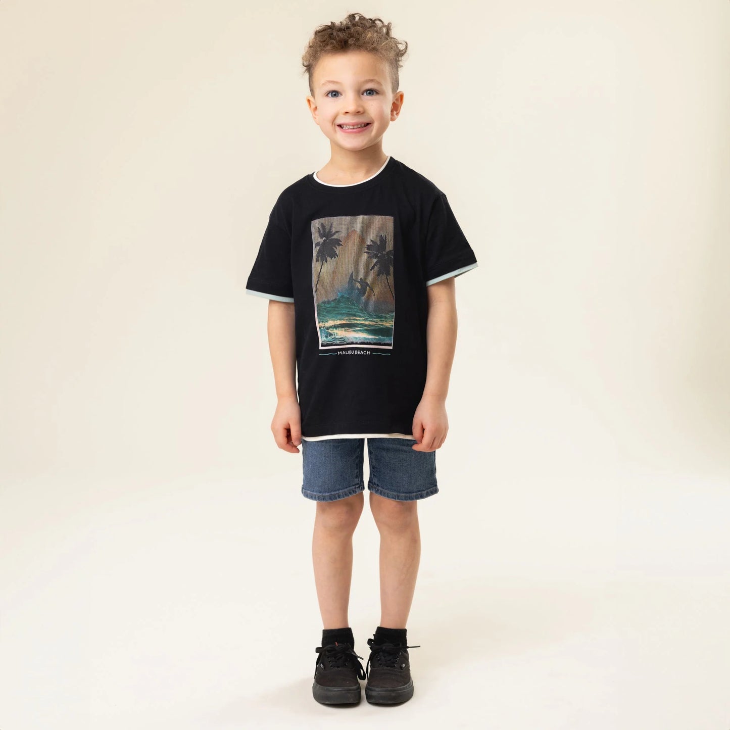 Nano - In Vacation Mode T-Shirt - Black