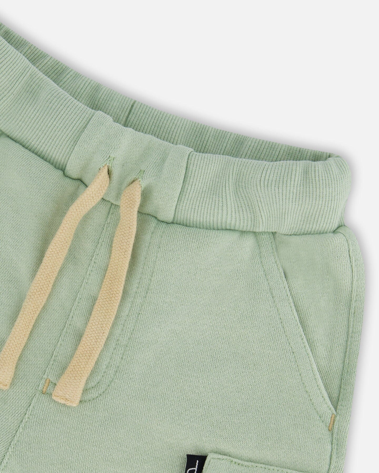 Deux Par Deux - French Terry Short With Zipper Pocket Mint/Short Avec Poche À Fermeture Éclair Menthe En Coton Français