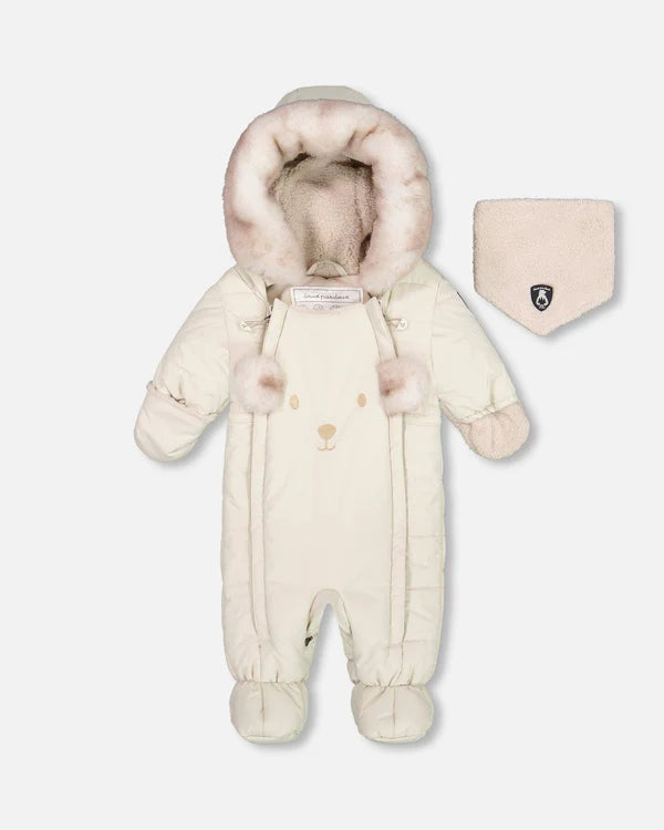 Deux Par Deux - One Piece Baby Bear Face Snowsuit Silver White Designed For Car Seat/Habit de neige une-pièce à tête d'ours blanc argenté pour sièges d'auto et poussettes