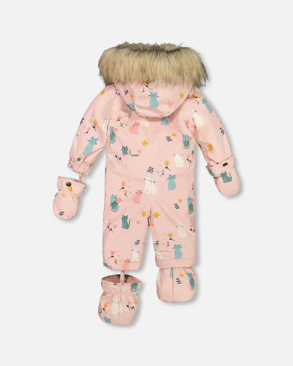 Deux Par Deux - One Piece Baby Snowsuit Light Pink Printed Cats Designed For Car Seat/Combinaison une-pièce rose pâle imprimé chats pour siège d'auto