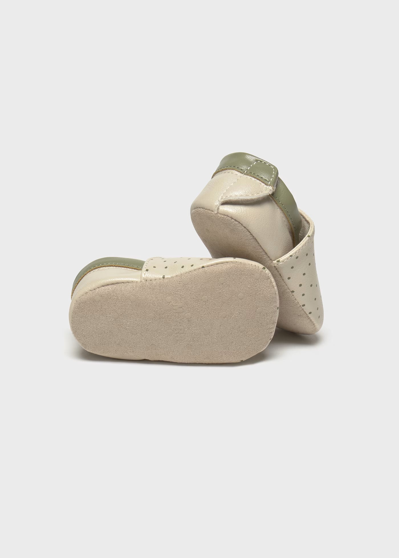 Mayoral - Newborn Slippers - Soy
